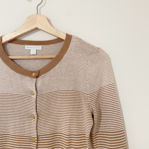 New York & Company • Brown & White Ombré Stripe Cardigan - Picture 2 of 5